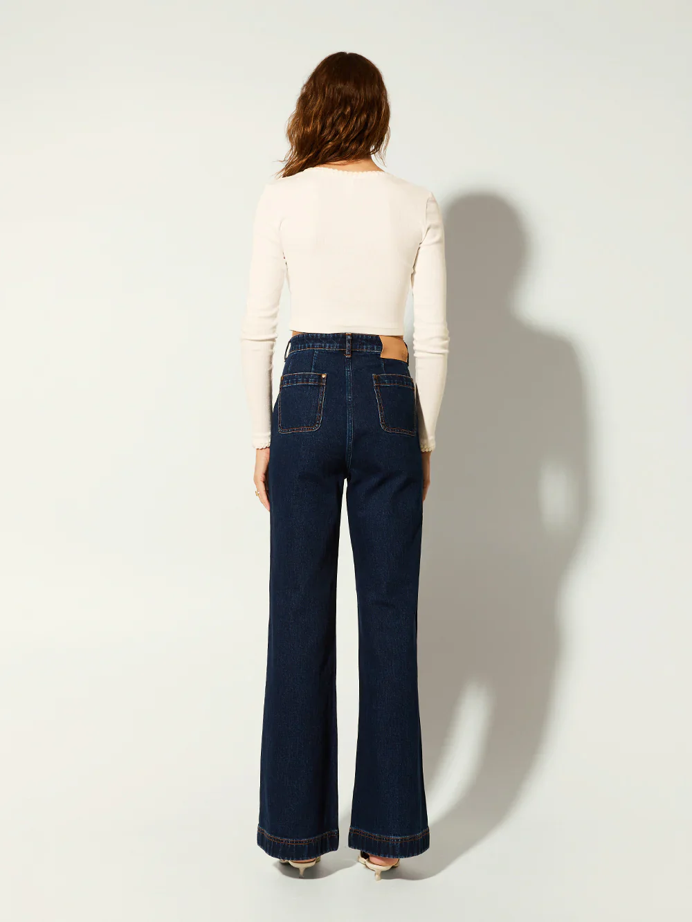 KIVARI - TALLULAH CROP TOP (IVORY) - Image 4